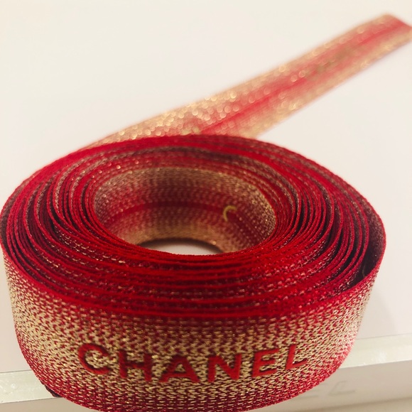 Chanel holiday 2022 ribbon! - Picture 4 of 12